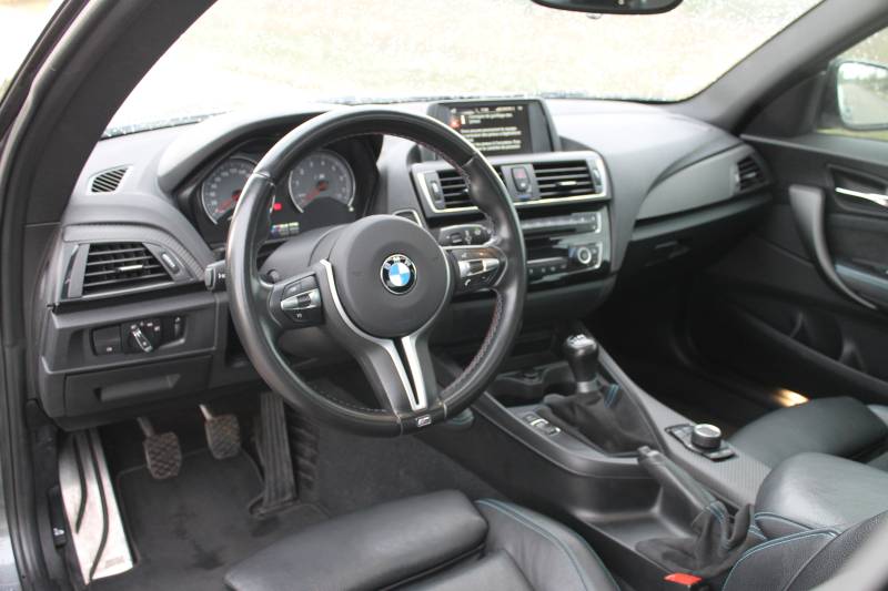 Recherche d'une BMW M2 F87 de 2017 sur Lyon
